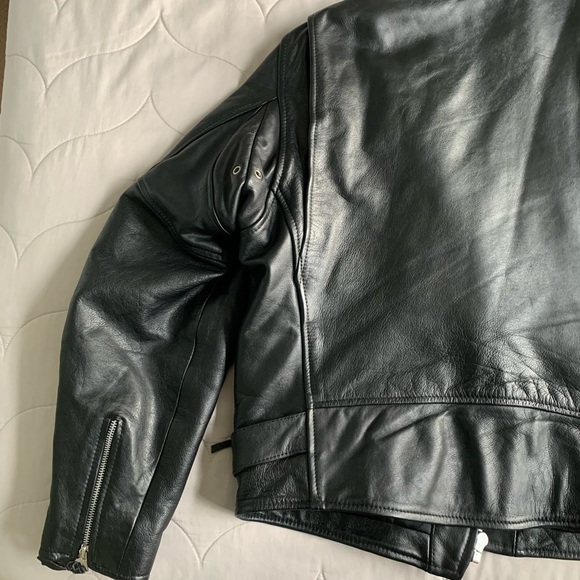 Iconic Men’s Leather Biker Jacket - Picture 10 of 14